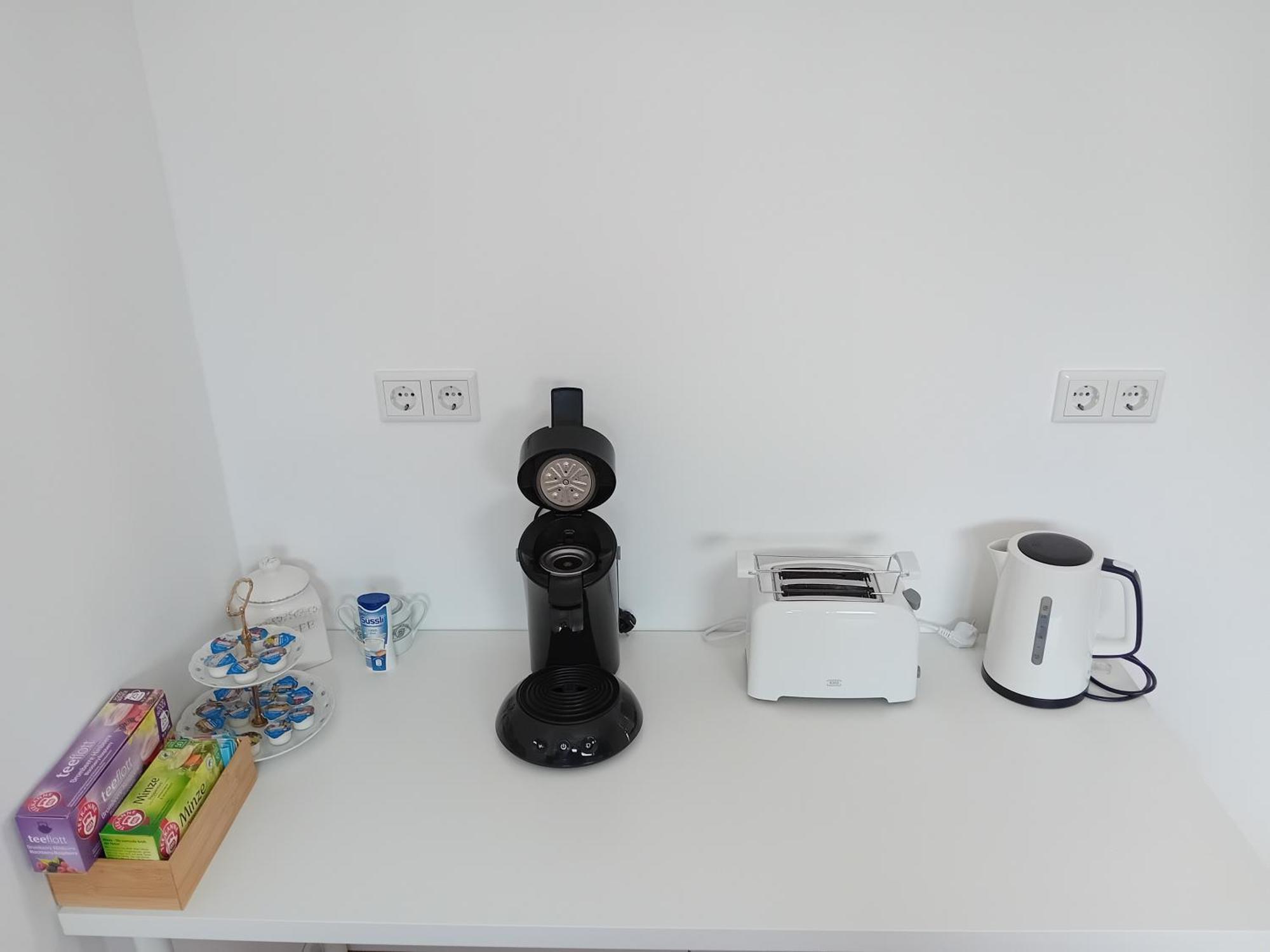 Neubau Appartement Mit Terasse, Privater Eingang,Parkplatz,Kueche Fürth Kültér fotó