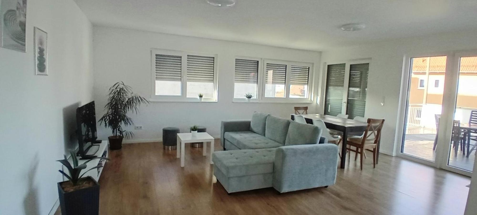 Neubau Appartement Mit Terasse, Privater Eingang,Parkplatz,Kueche Fürth Kültér fotó
